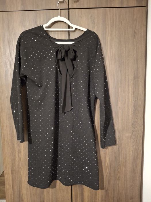 Czarna elegancka sukienka