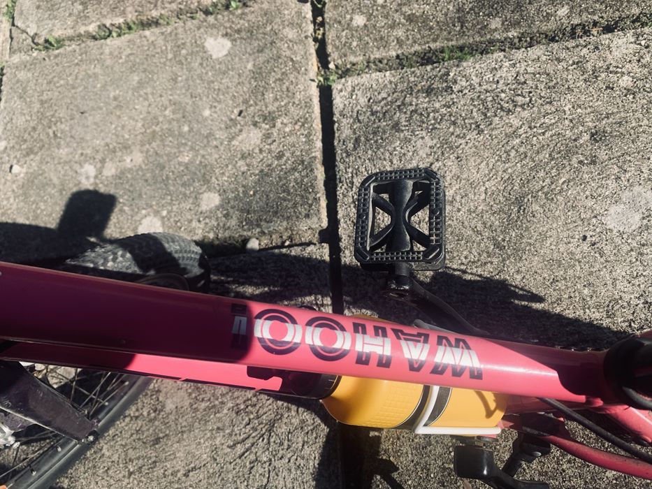 Bicicleta criança trek wahoo  or de rosa