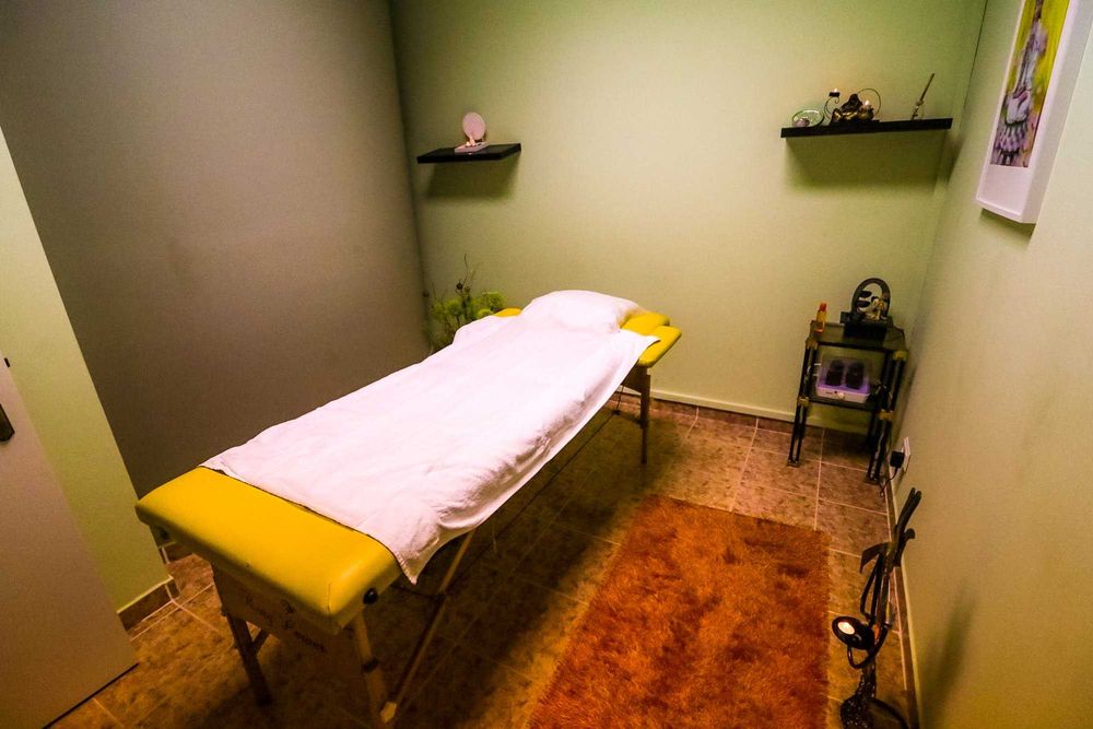 Alugo Spa devidamente equipado e decorado em Lagoa