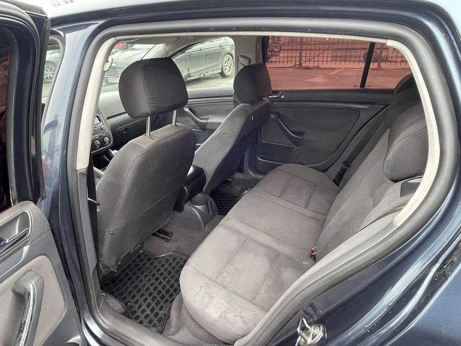 Volkwagen Golf V  1.9 TDI