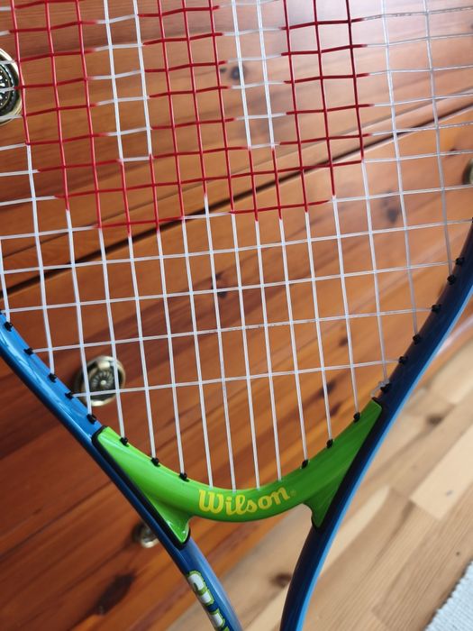 Rakieta Wilson, długość całej 63cm