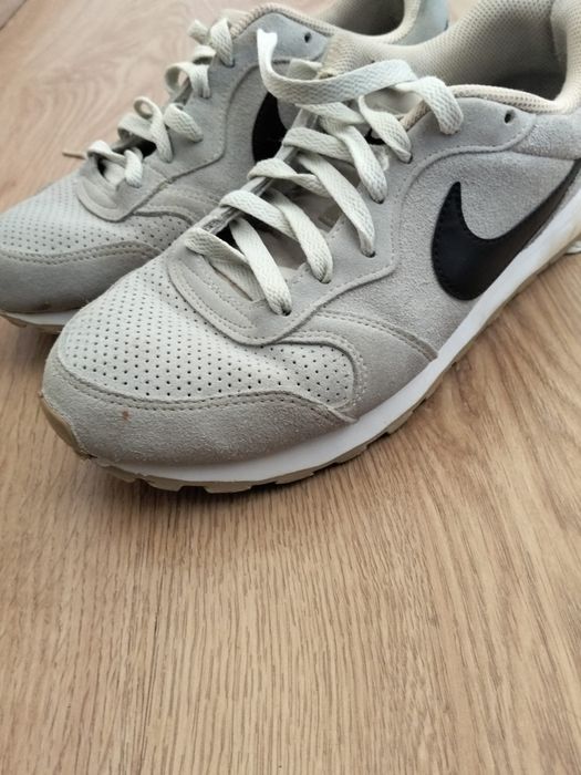 Nike MD Runner 2 Suede