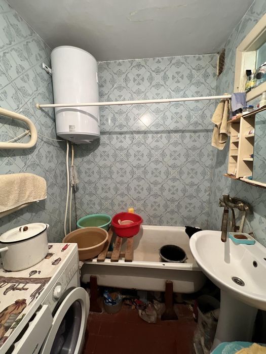 Продаю 3 х к квартиру разделку  ЮТЗ