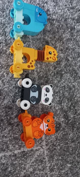 Zestaw lego duplo 10955 pociąg ze zwierzętami