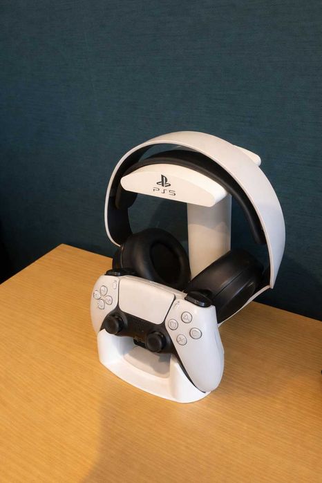 Suporte para comando e fones PS5