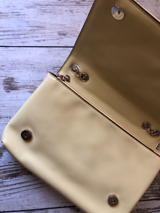 Сумка Guess нова