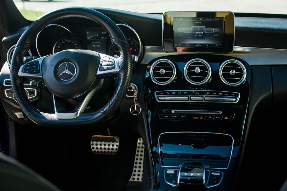 MERCEDES BENZ C300h AMG - Nacional
