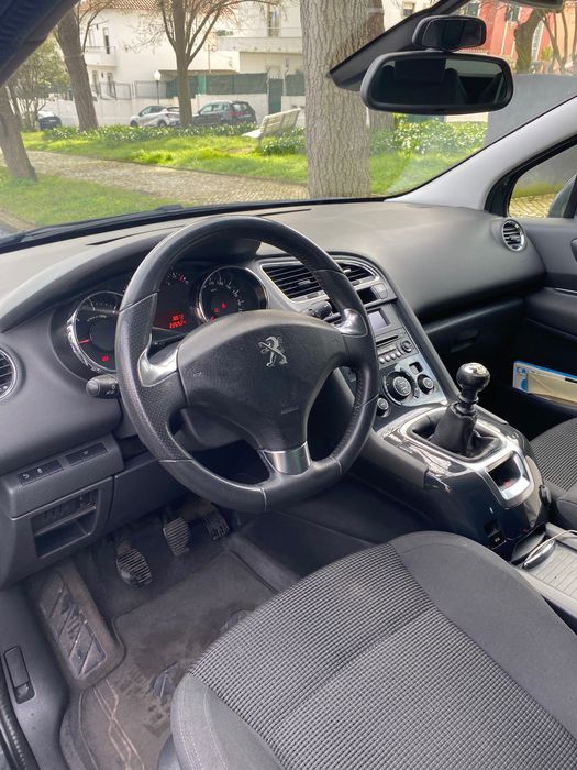 Peugeot 5008 Blue HDI