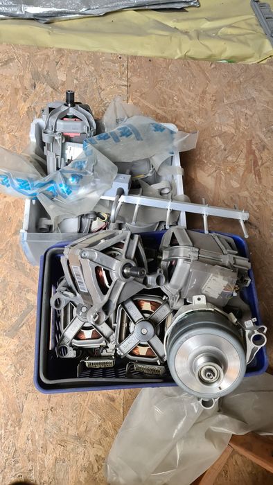 Silnik elektryczny do pralki suszarki