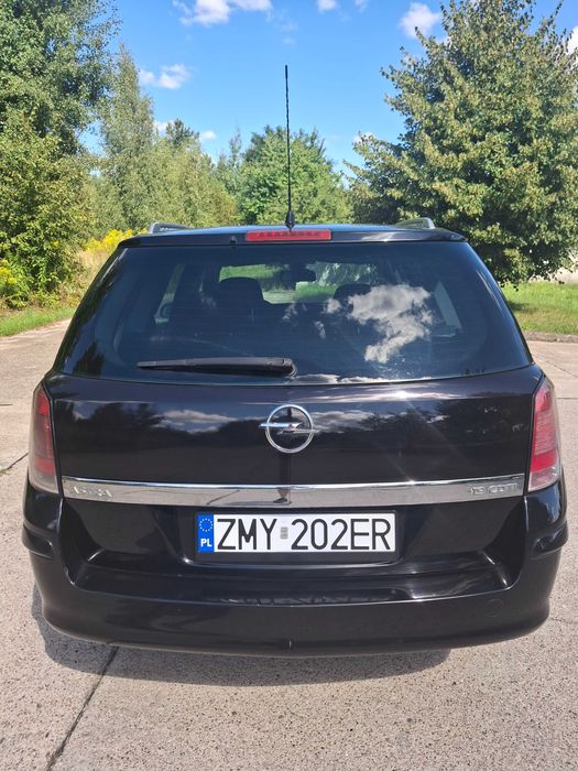 Opel Astra 1.9 diesel 100KM niski przebieg