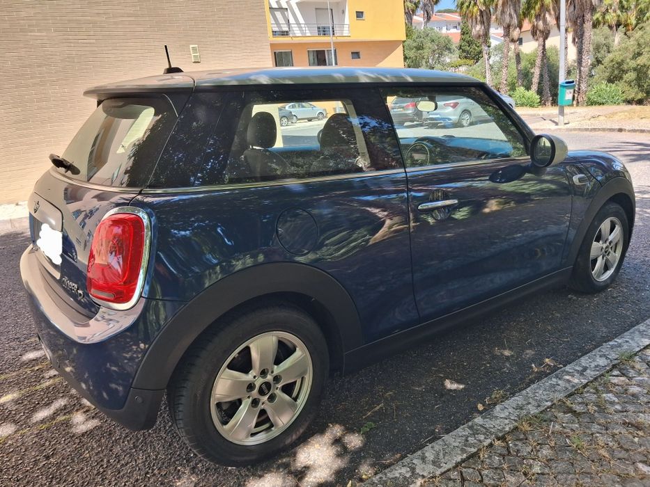 Mini Cooper - D..483768774458746882
