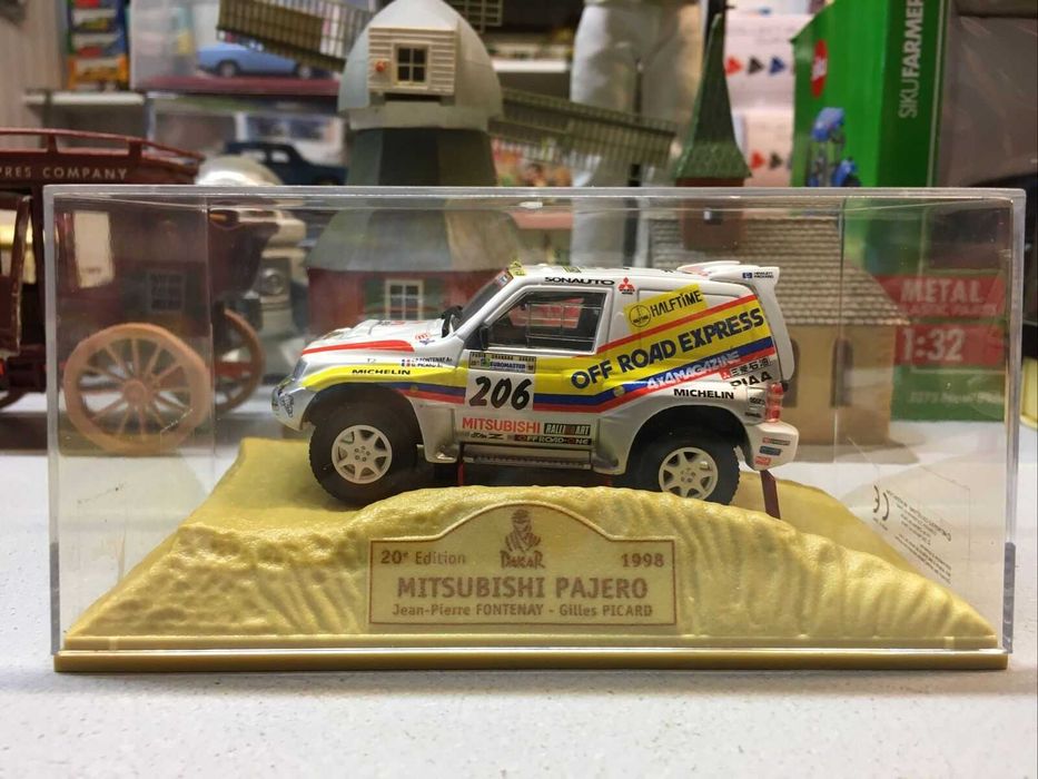 Rally Paris-Dakar : 12 modelos