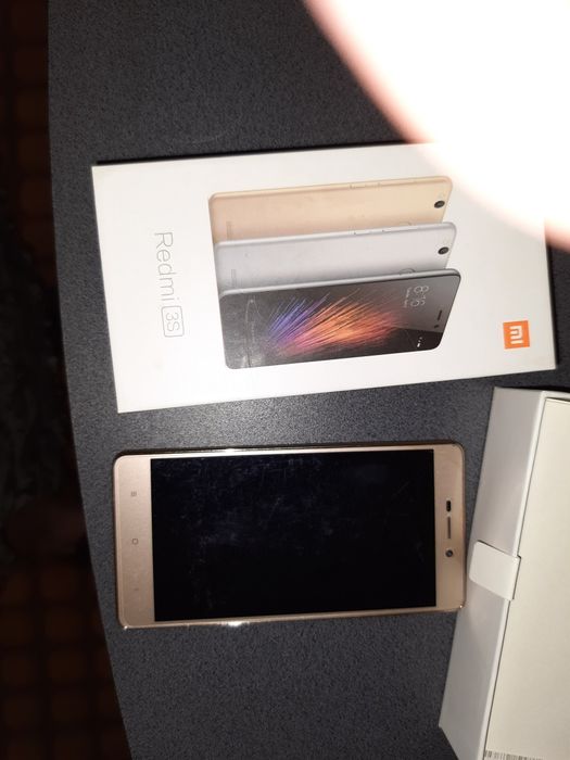Смартфон Xiaomi Redmi 3s