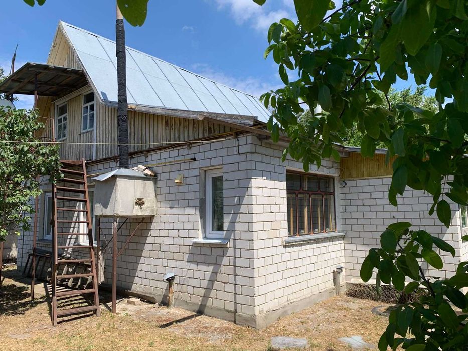 Продаж будинку в селі Бзів, 24 сотки