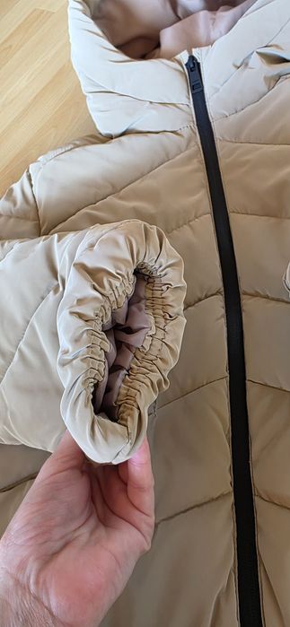 Продам куртку демісезонну Zara 11 -12 розмір в  ідеальному стані