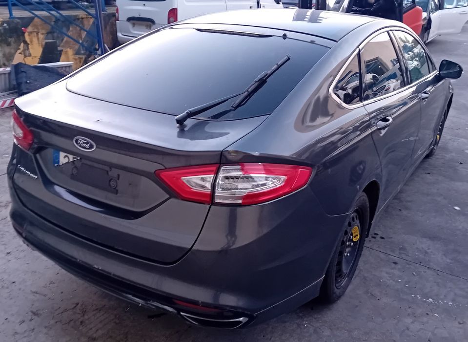 Para peças FORD Mondeo V Hatchback