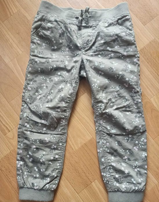 Świetne spodnie na jesień H&M 104