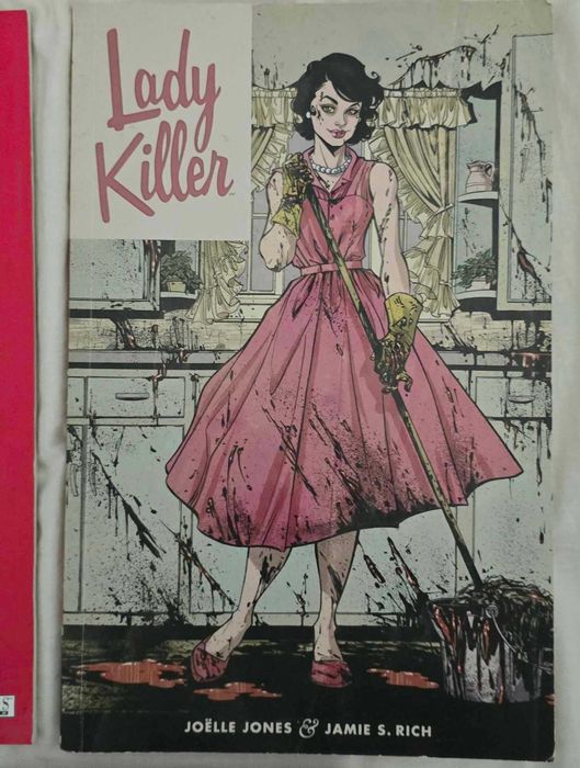 BD erótica. livros em bom estado