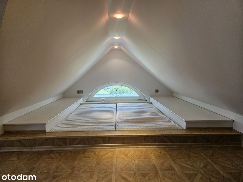 Elegancki dworek z apartamentem dla gości  w Stargardzie, ul. Reymonta