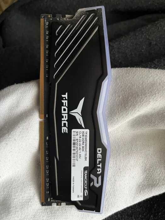 Memória RAM DDR4, 3600 mhz da Team Group (2x8)