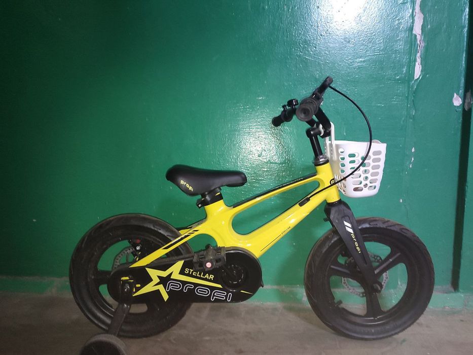 Продам дитячий велесипед r14