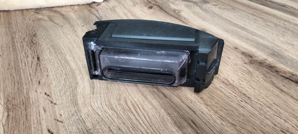 Pojemnik na kurz iRobot roomba j7