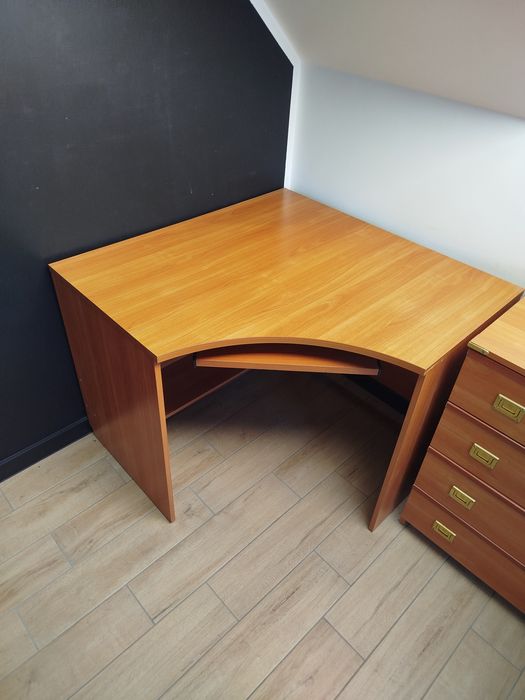 Duże narozne biurko VOX