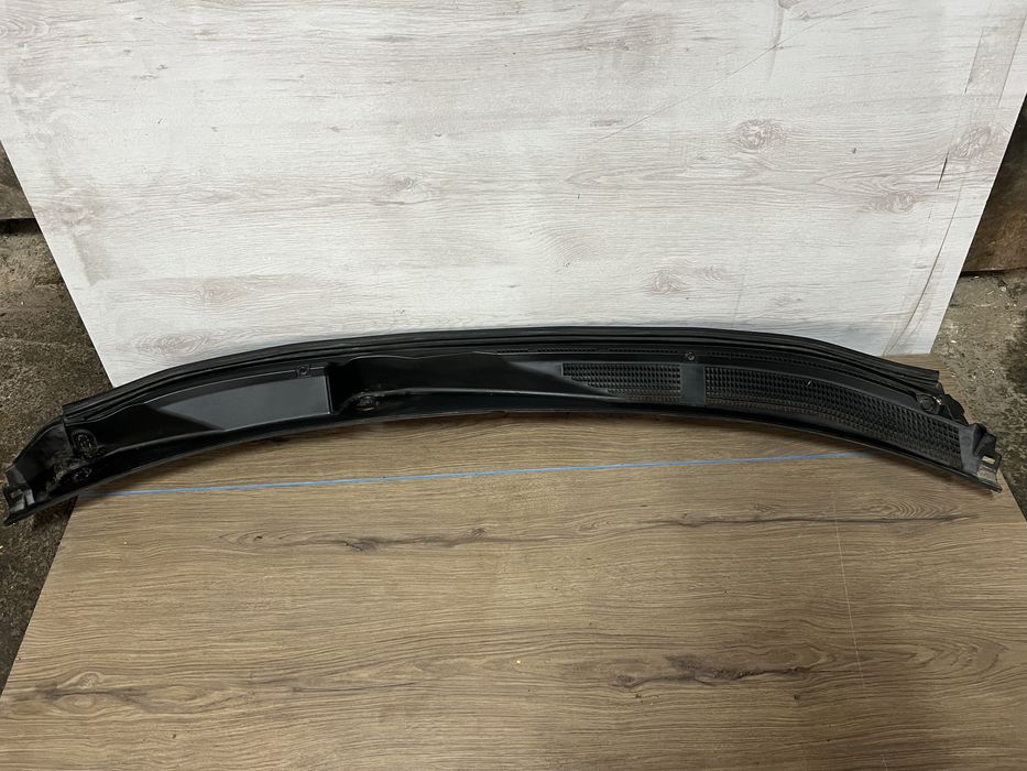 Жабо дворников пластик Nissan Rogue 14-20 66862-4BA0A: 1 000 грн