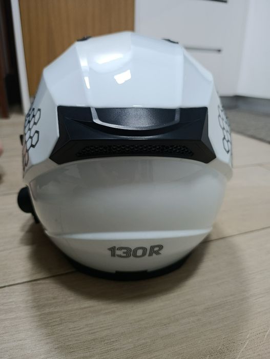 Capacete 130R mota com intercomunicador