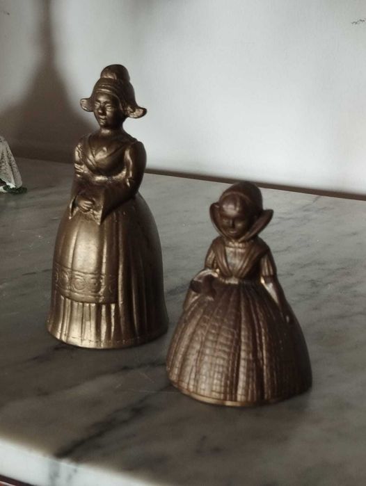 Sinos em Latão antigo