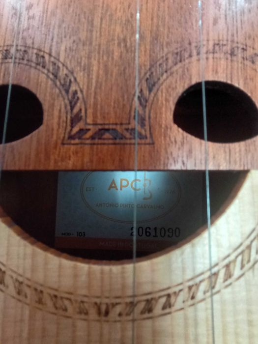 Cavaquinho APC 103