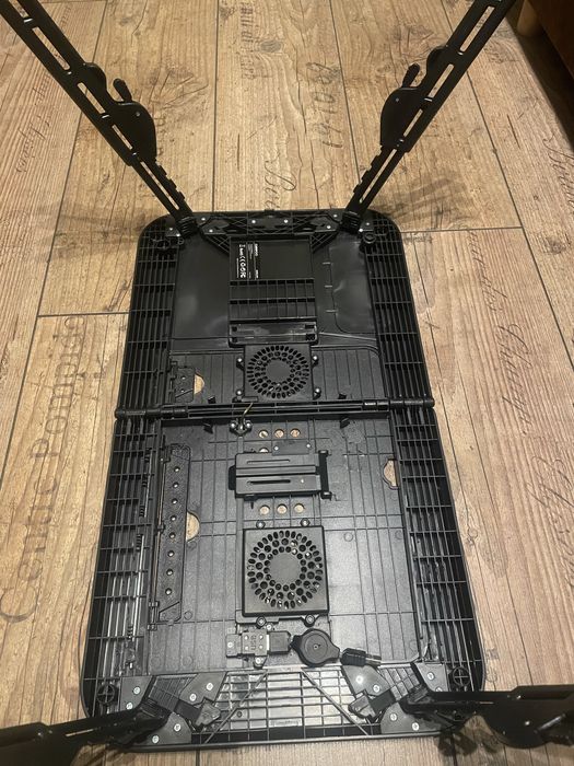 Składany przenośny stolik pod laptopa , tablet.