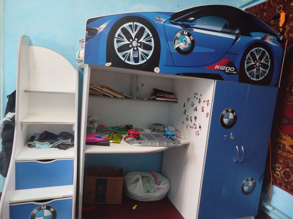 Ліжко чердак машинка