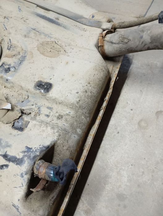 Бак інжекторний ВАЗ-2109/21099/2110/2111/2112/2113/2114/2115