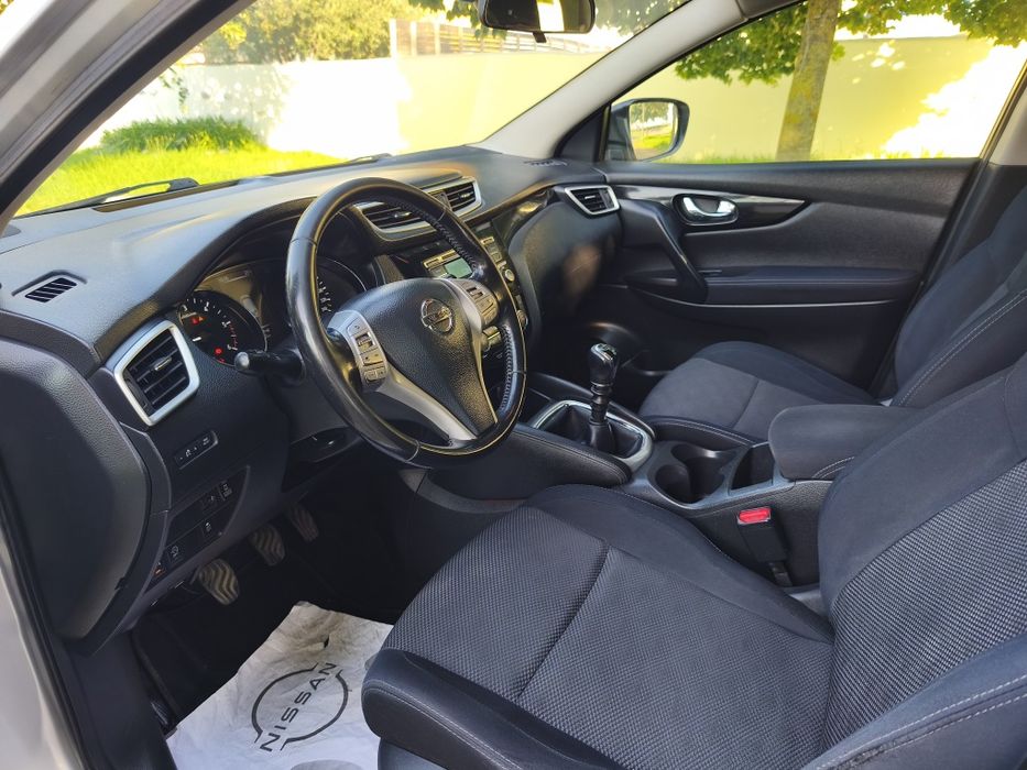 Nissan Qashqai 1.6 dCi 130cv Acenta 4x2 ou 4x4 (2016)