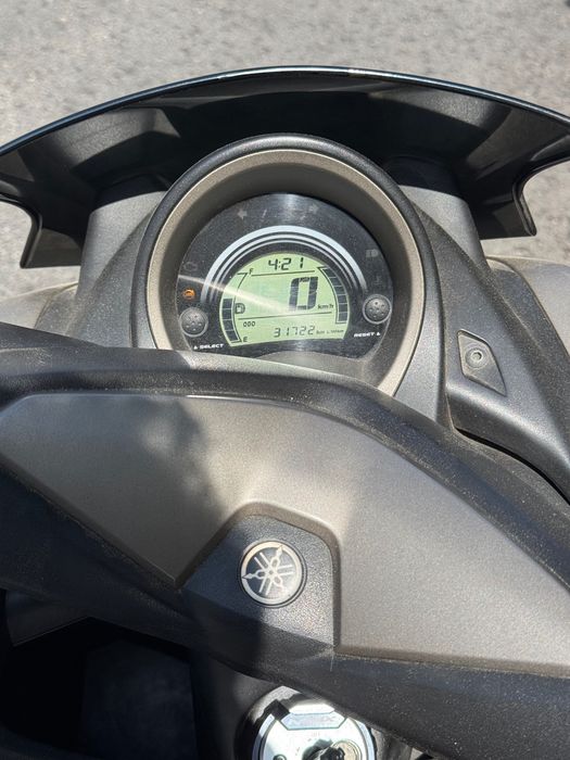Nmax 125 Ótimo estado de conservação com Top Case