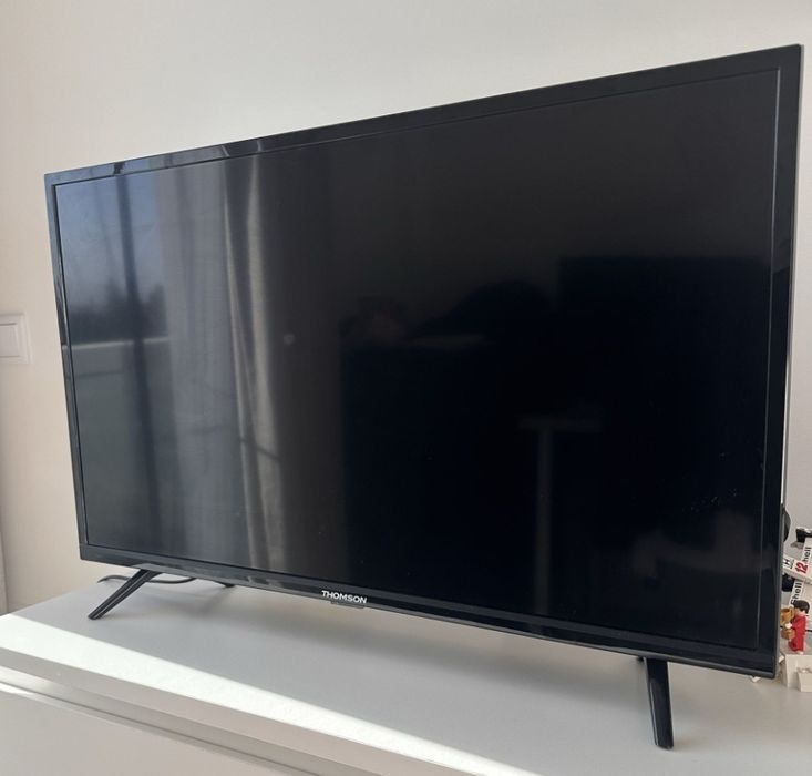 TV Thomson HD 32