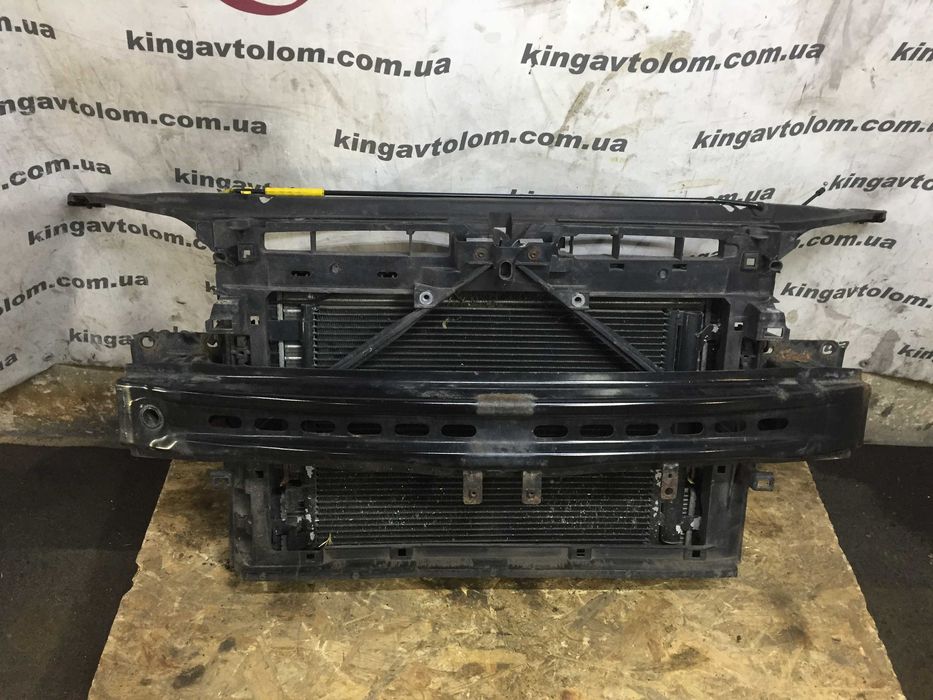 Передня панель телевизор Skoda Octavia A7 1.6TDI Шкода Октавия А7