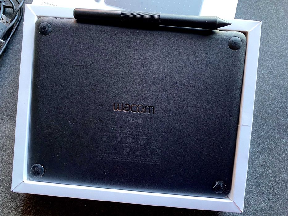 Wacom Intuos Pen Tablet