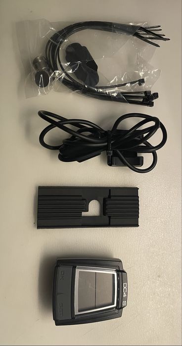 Conta-quilómetros Btwin DC4 S