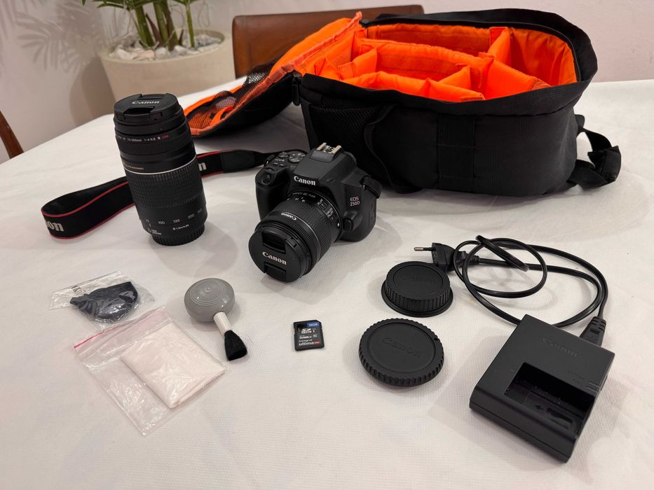 Kit Canon EOS 250D + 2 lentes 18-55mm e 75-300mm