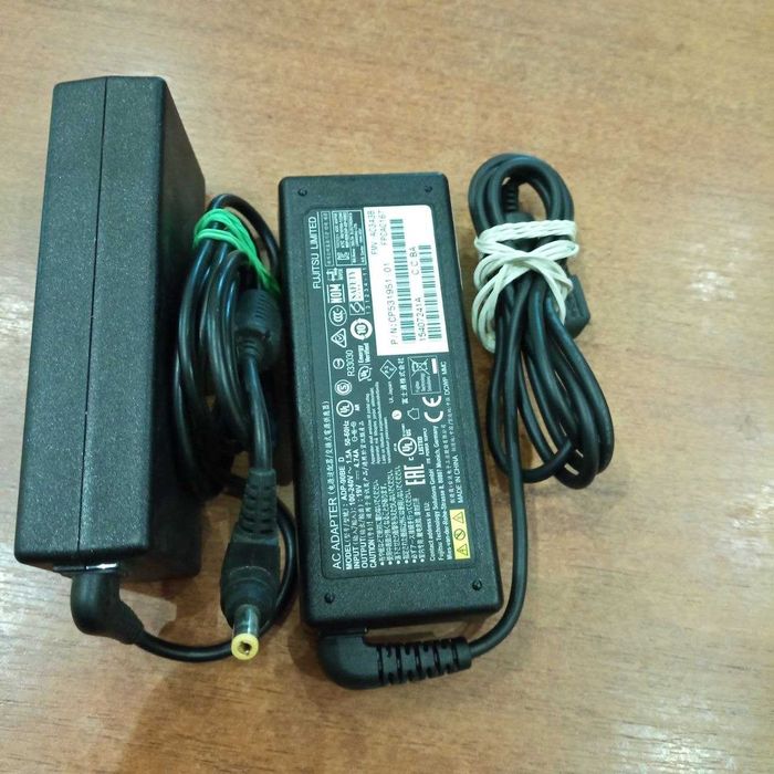 Блок живлення, зарядка для ASUS LENOVO 19v 3.42A\4.7А \5.5мм