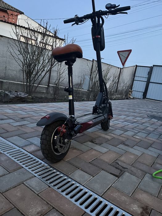 Електро самокат Kugoo m4 pro