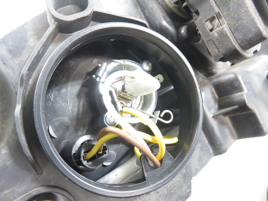 Lampa Prawa Przednia Renault Laguna II Lift