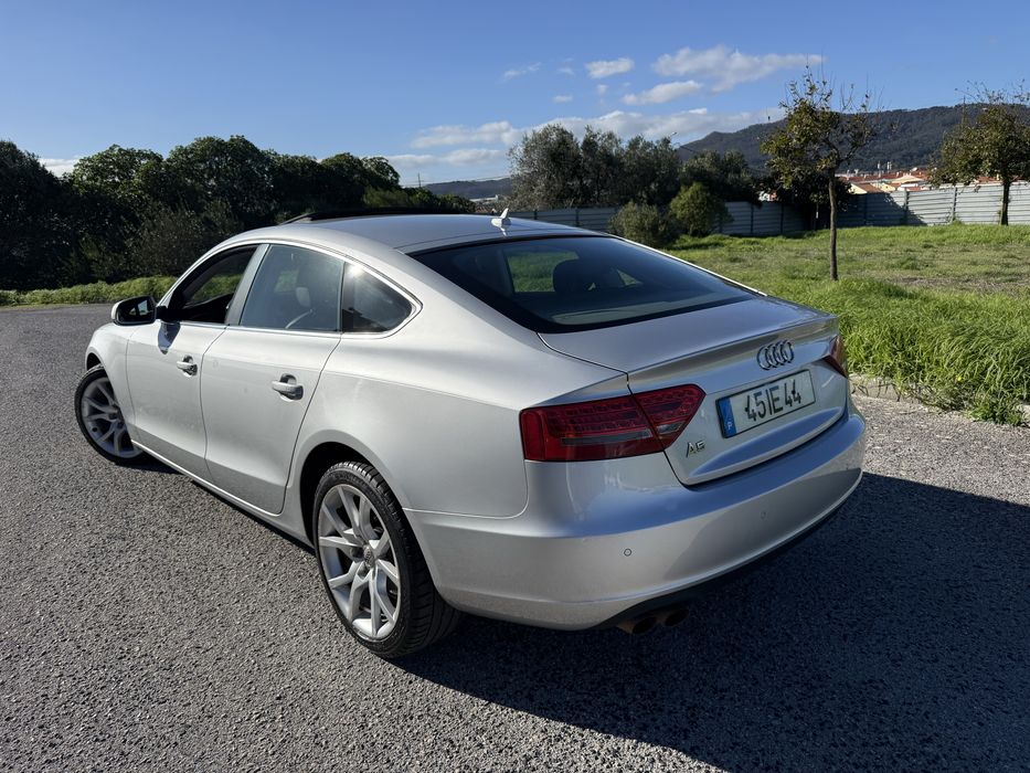 Audi A5 Sportback 2.0 TDI 170cv – Impecável! – Nacional