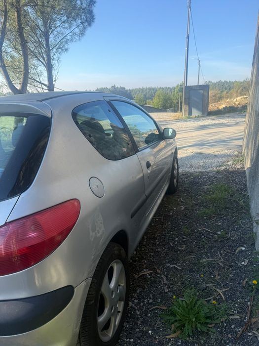 Pegeout 206 1.1 xr — photo 2
