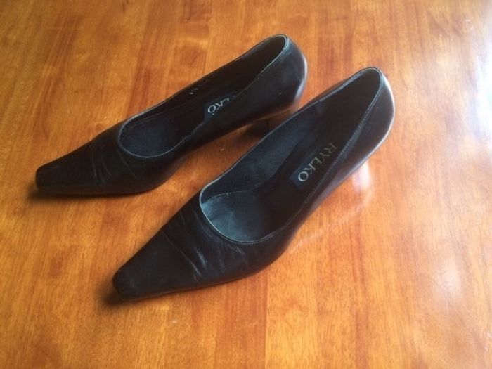 Eleganckie czółenka damskie rozmiar 40