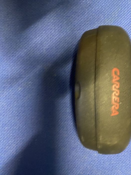 Oculos de menina Carrera