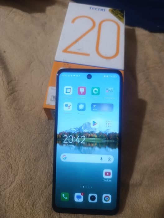 Tecno spark 20 4/128.
