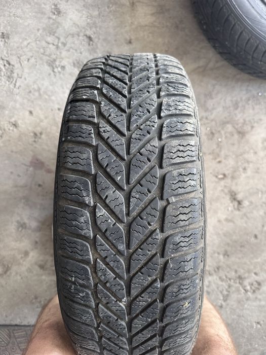 Felgi z oponami 114.3, R15
